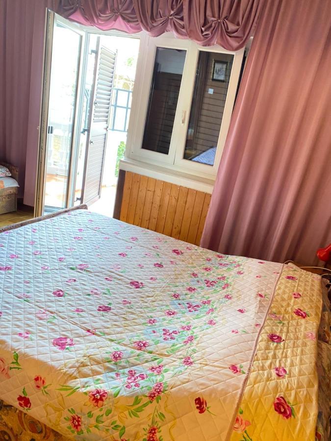 Apartmani Jelena ซริกเวนิซา ภายนอก รูปภาพ